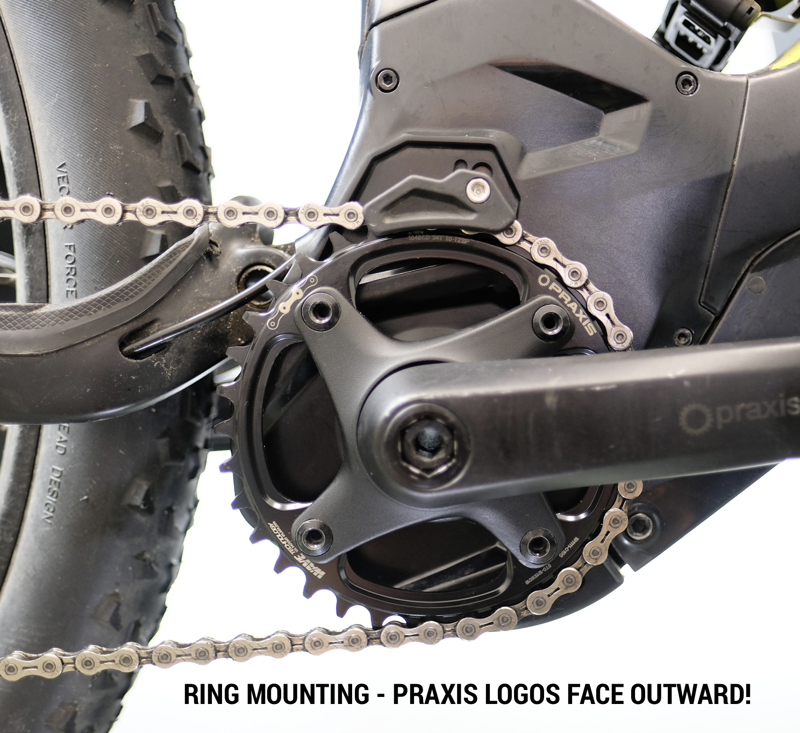Praxis E-Ring Chainring 104 BCD Wave Steel with Direct Threaded Mounts  in Black-1