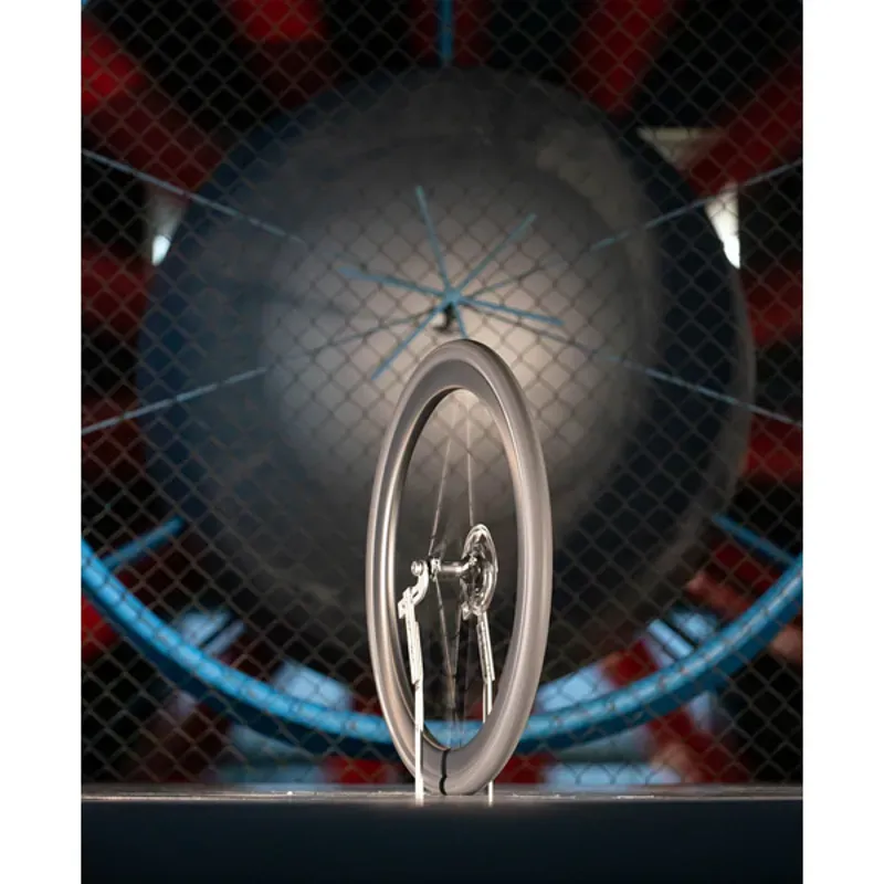 DT Swiss GRC1400 SPLINE 650b Disc Brake Front Wheel in Black-2